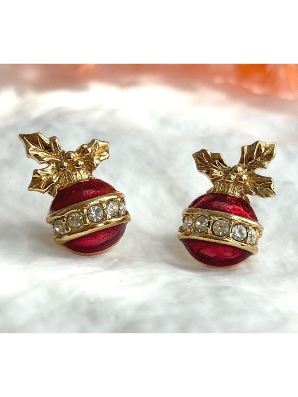 1991 Avon Holiday Ornament Rhinestone Accented Gold Toned Vintage Stud Earrings